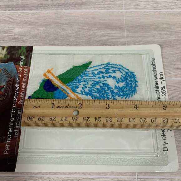 Vintage Iron On Net Vanishes Permanent Embroidery Bird Applique Patch NOS - Picture 6 of 7